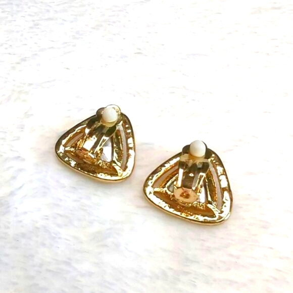 Vintage 90's Pink and Clear Triangle Rhinestone Clip Earrings - Picture 5 of 10
